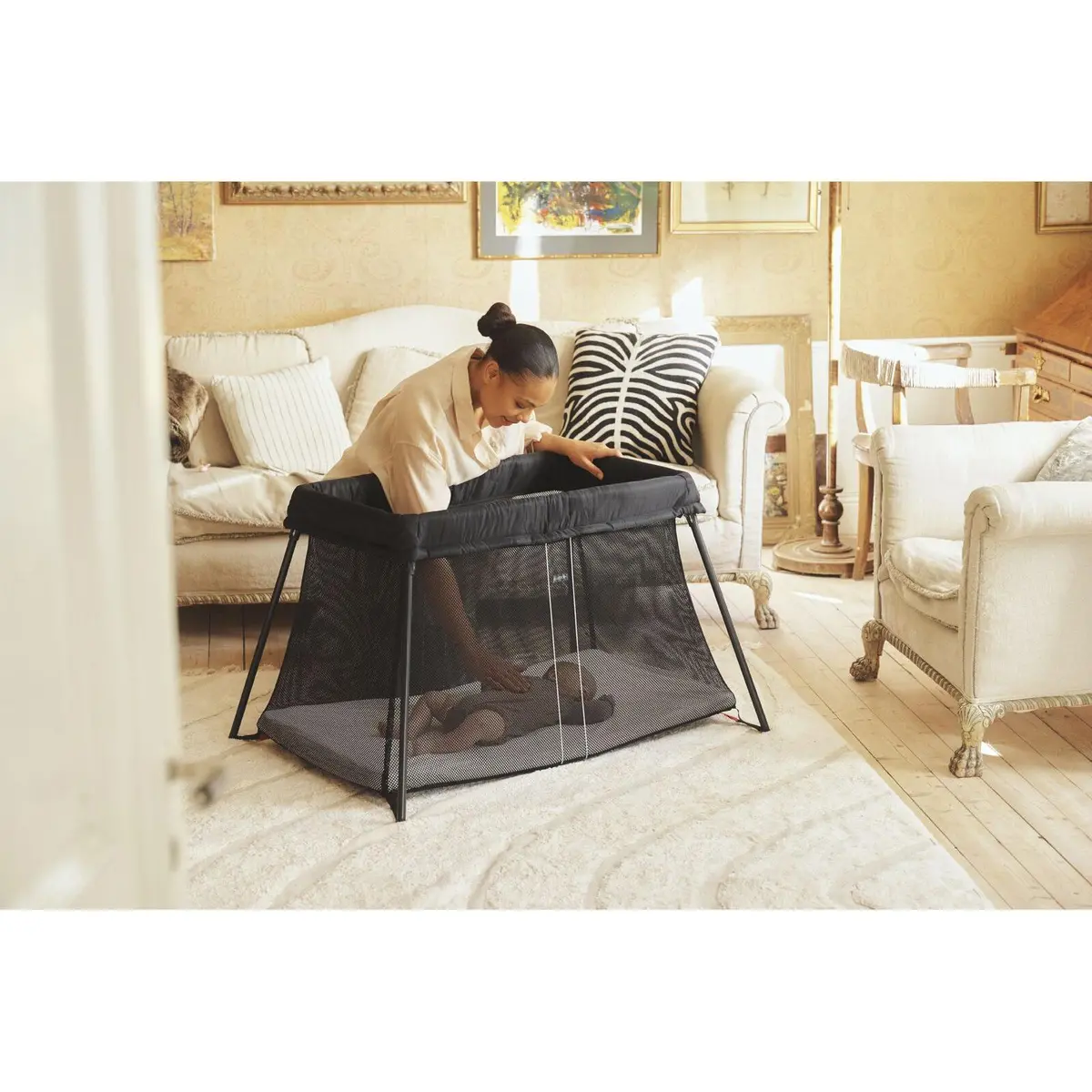 Travel Cot Light - Black Mesh 1