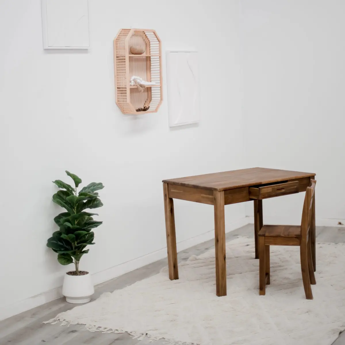 Hardwood Teen Study Desk And Matching Chair 1