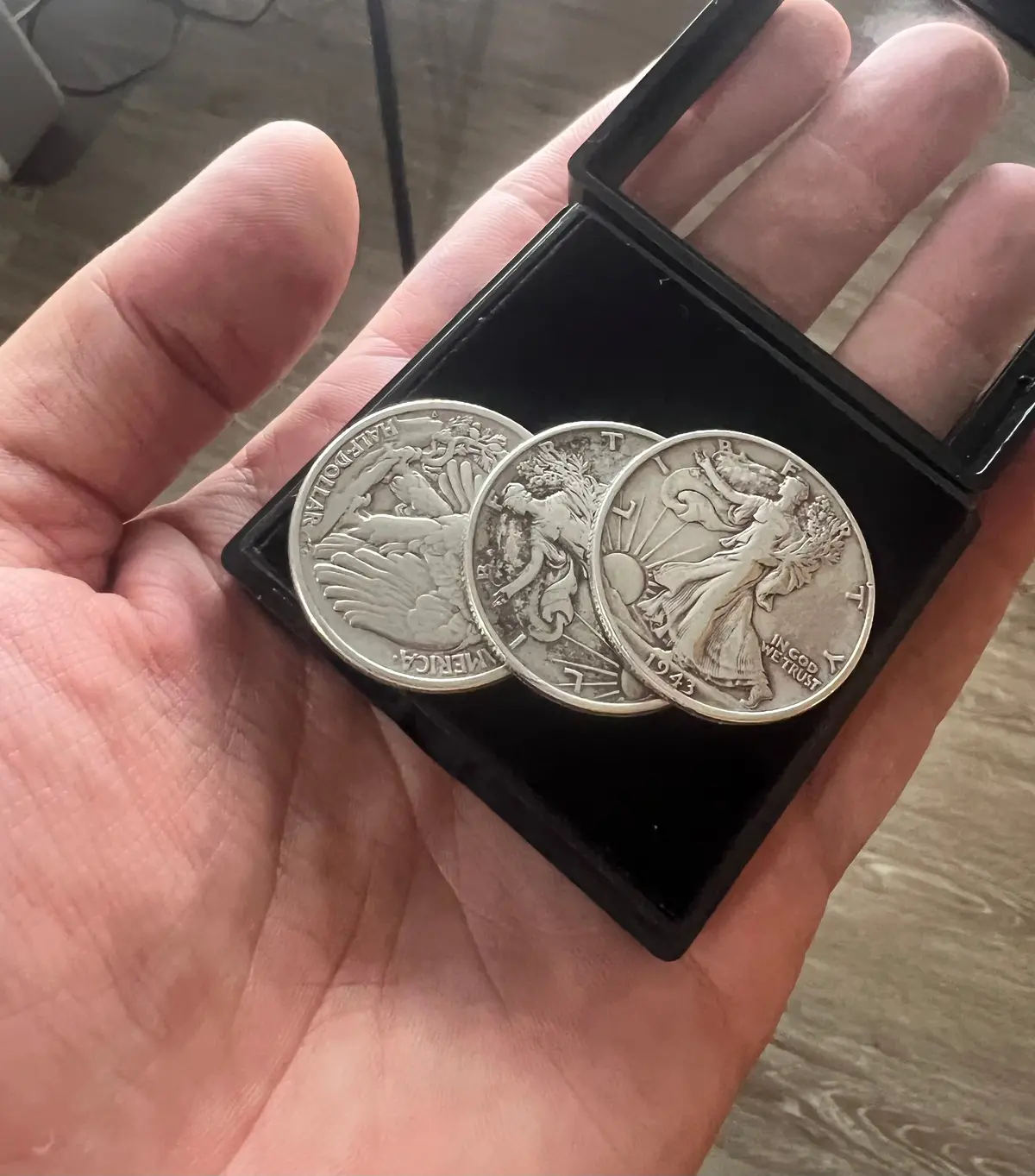 Dual Position Magnetic Coin Set By Ted Bogusta 1