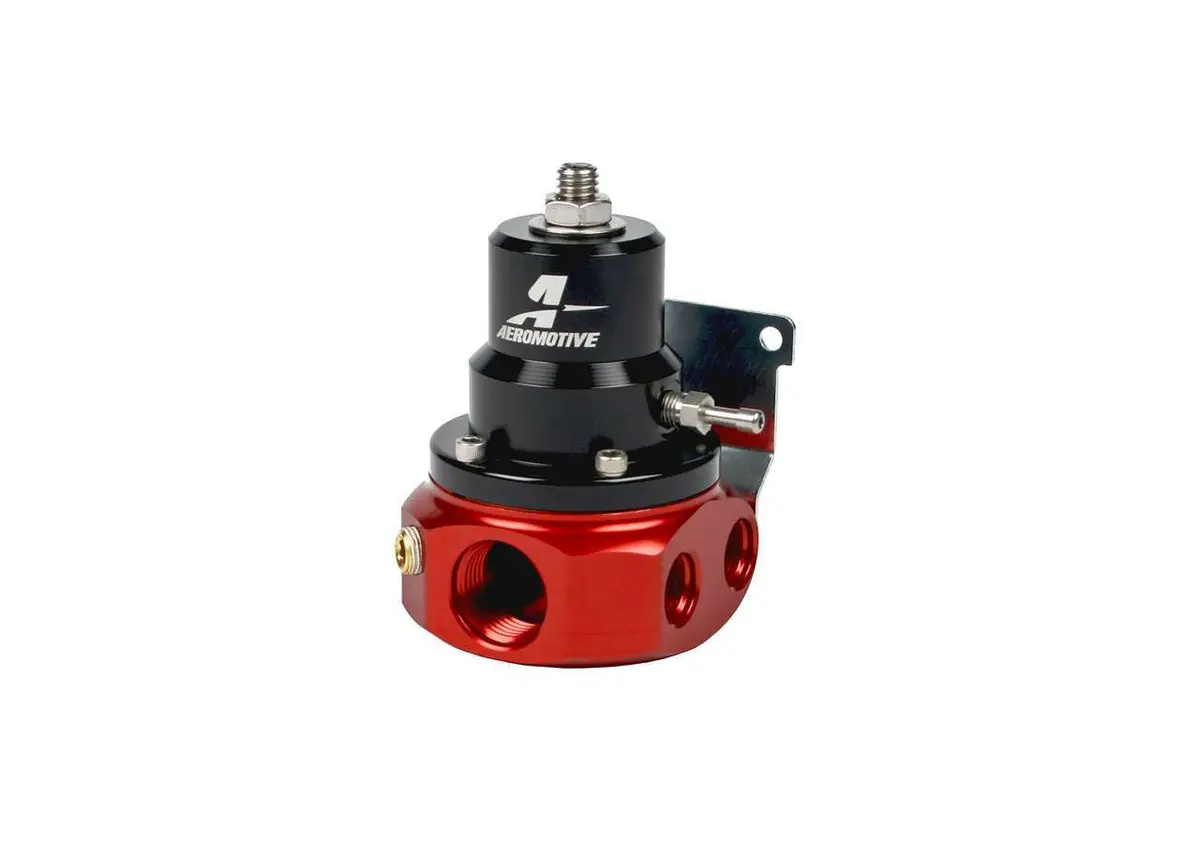 Aeromotive  4-Port Bypass Adjustable Regulator - 3-15Psi 1