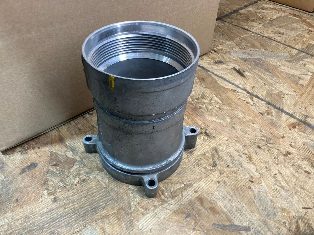 Ford 6.4L Powerstroke Oil Filter Housing 1