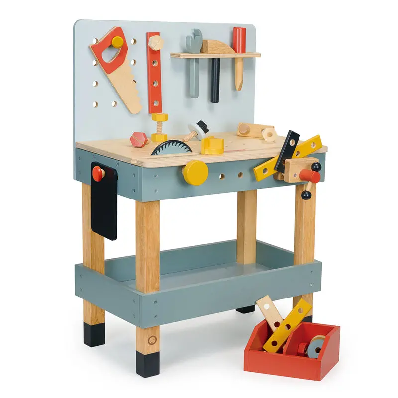 Carpenters Tool Bench 1