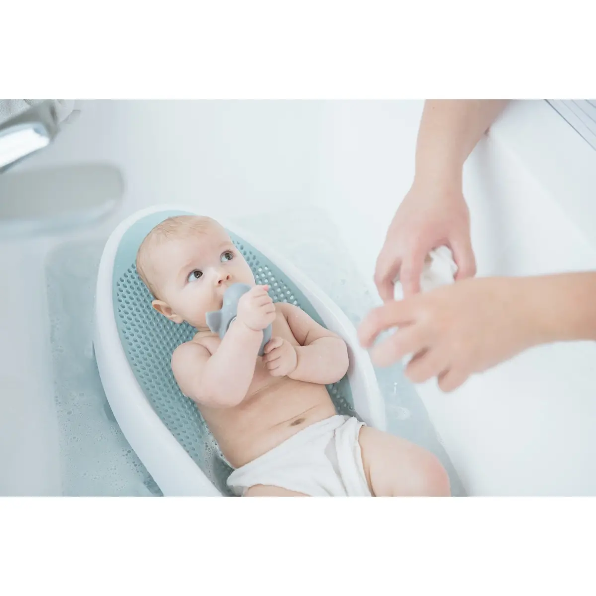 Bath Support - Aqua 1