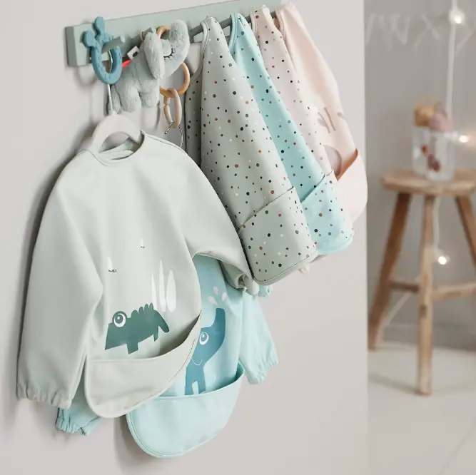 Sleeved Pocket Bib Various Colours 1