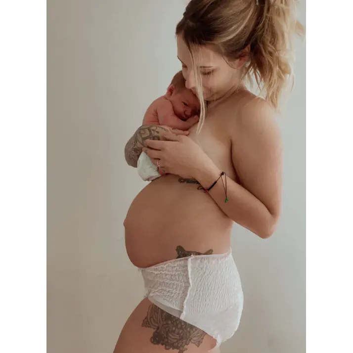 Disposable Postpartum Underwear 1