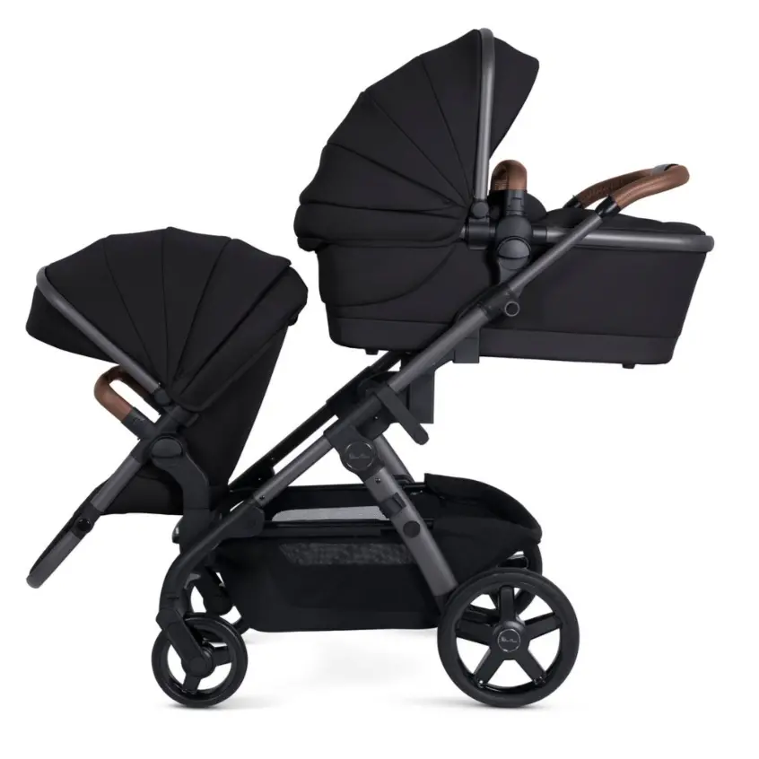 Wave 3 Pram (Licorice) 1
