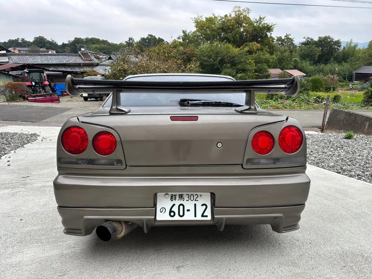 1999 Nissan Skyline R34 4 Door 1