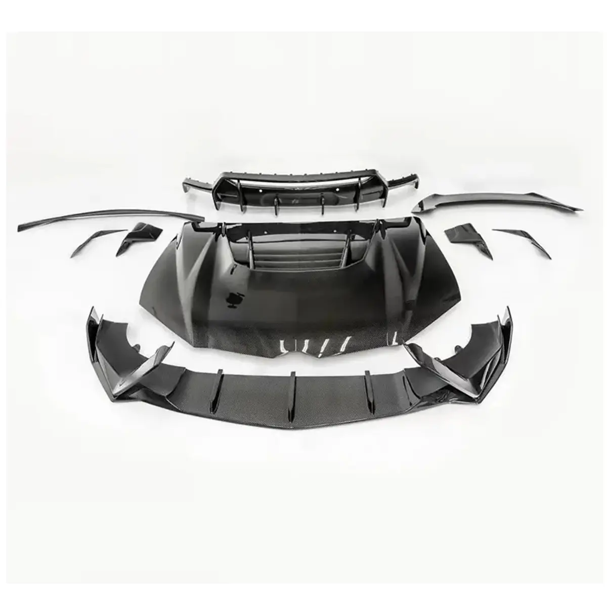 V Style Dry Carbon Fiber Aero Body Kit For Lamborghini Urus 1