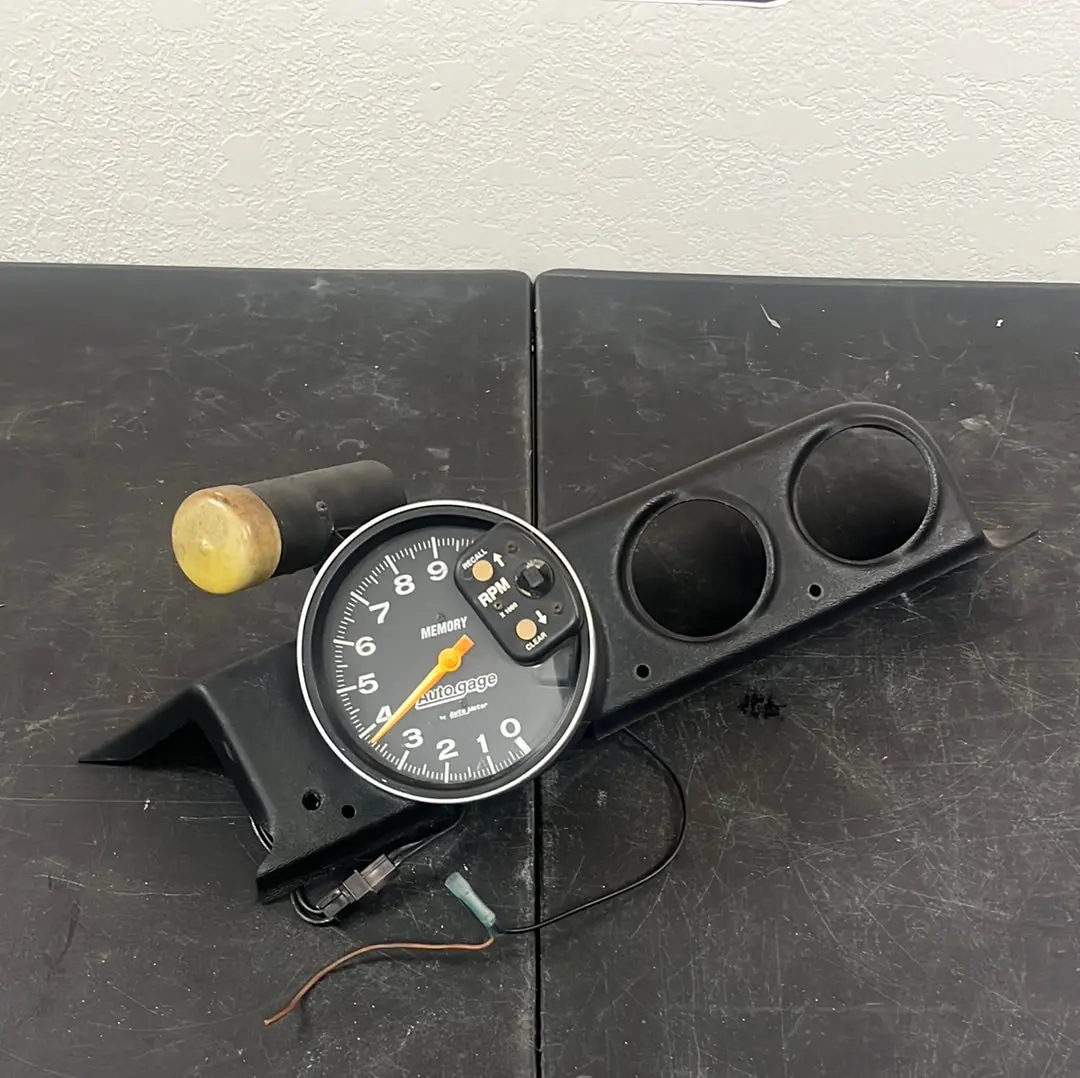 Auto Gage With Pod 1