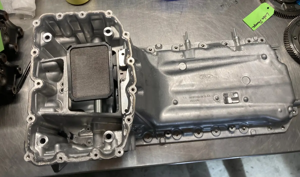 2020+ 6.7L Powerstroke Upper Oil Pan 1